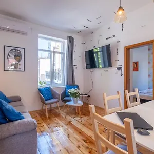 Blue House Center 3bdr Family & Friends Apartamento